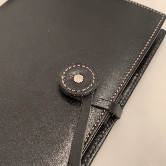 kate spade Accessories Rare Kate Spade Leather 6 Ring Organizer